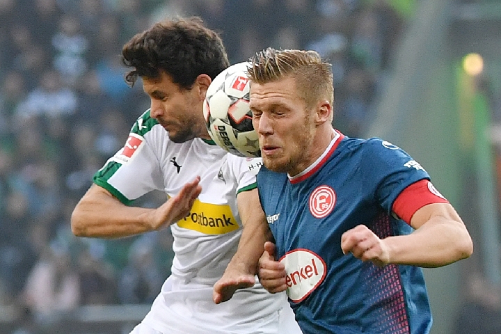 电竞VR体验专区全球首发消息